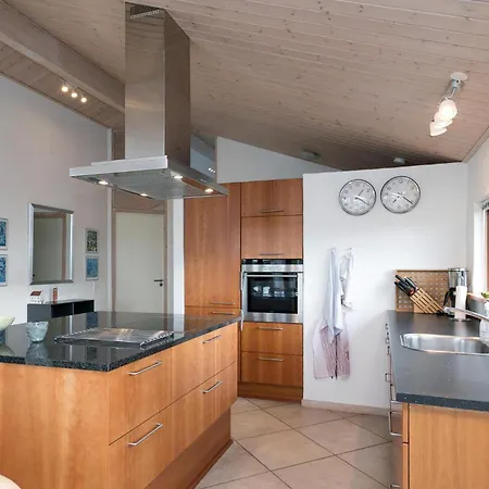 3 Bedroom Lovely In Lokken Gronhoj (Nordjylland)