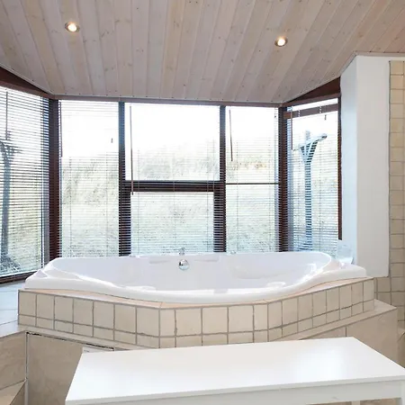 Dom wakacyjny Wspaniały Dom Z 3 Sypialniami W Løkken Løkken