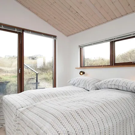Holiday home 3 Bedroom Lovely In Lokken *
