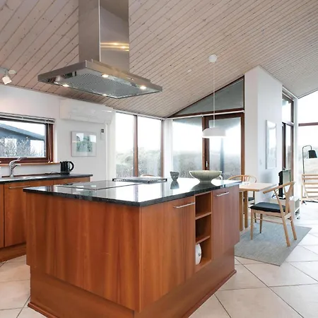 3 Bedroom Lovely In Lokken 펜션 Gronhoj (Nordjylland)