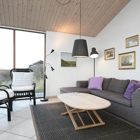 3 Bedroom Lovely In Lokken Holiday home *